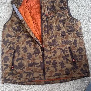 Orvis Camouflage Vest with Orange Interior